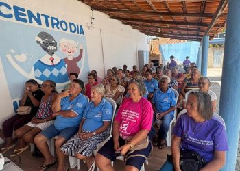 Centro Dia Idoso Alegre promove palestra sobre saúde da mulher na melhor idade