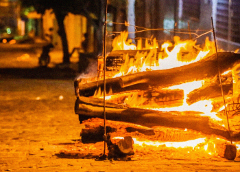 Fim de uma Era? Fogueiras Juninas se Tornam Cada Vez Mais Raras em Campo Alegre e Luziápolis