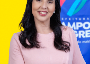 Prefeita Pauline Pereira anuncia reajuste de 27,84% para mais de 200 servidores efetivos de Campo Alegre