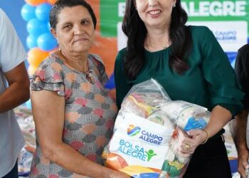 Mais de 3 mil famílias receberão cestas do Bolsa Alegre nesta terça e quarta-feira; confira o cronograma