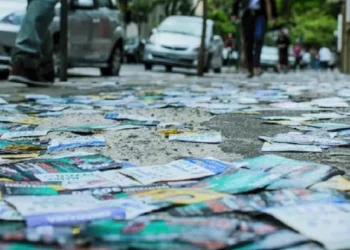 Propaganda eleitoral nas ruas termina às 22h deste sábado