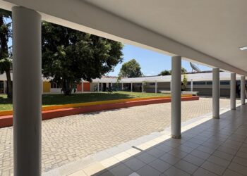 Segundo turno tem votação rápida e filas reduzidas nas escolas de Campo Alegre